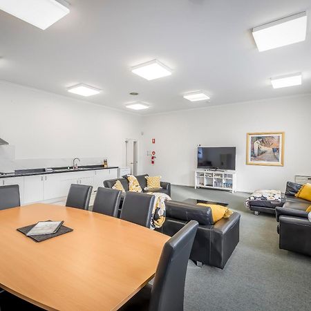 4 Bedroom House - Hobart Cbd - Free Parking - Free Wifi Luaran gambar