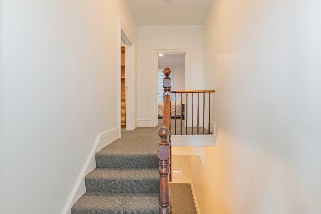 4 Bedroom House - Hobart Cbd - Free Parking - Free Wifi Luaran gambar